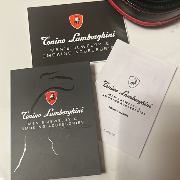 Conino Lamborghini authentic refillable flint lighter and case - Picture 6 of 12